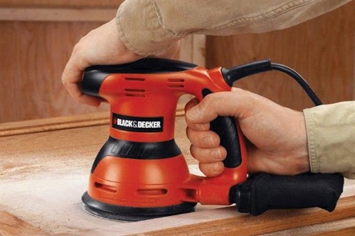 Black and Decker BDERO100 Random Orbital Sander